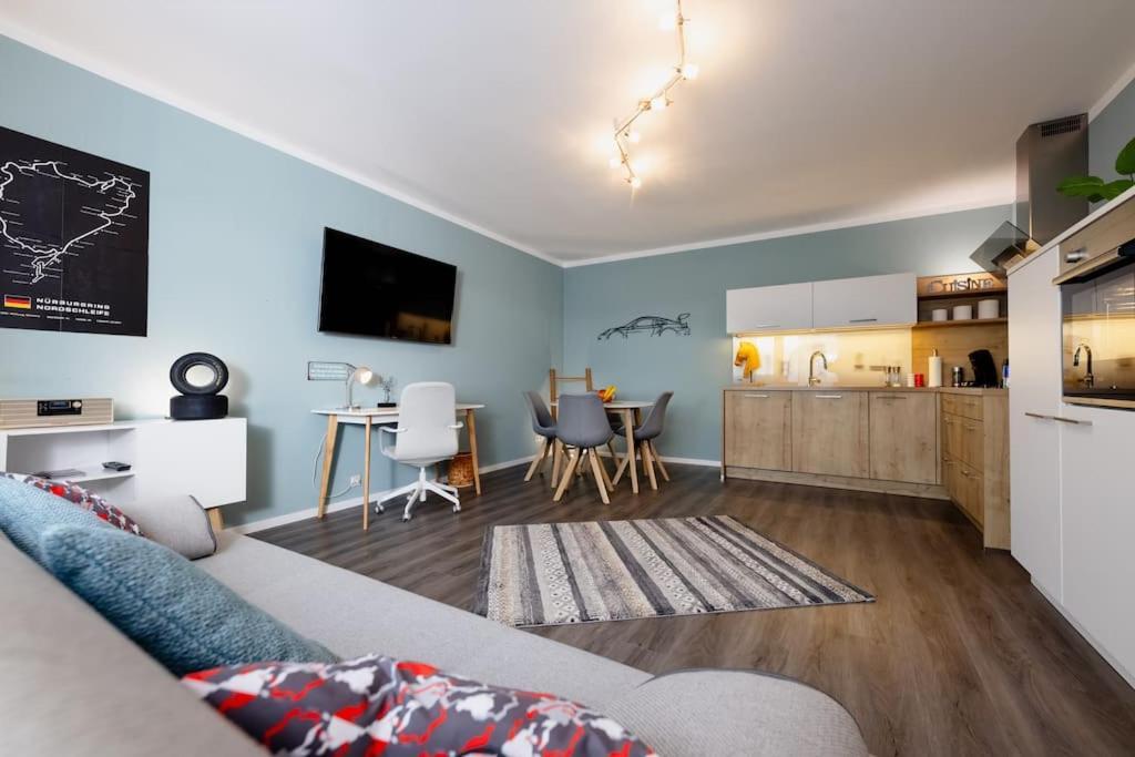 Racing-Apartment Herresbach Buitenkant foto